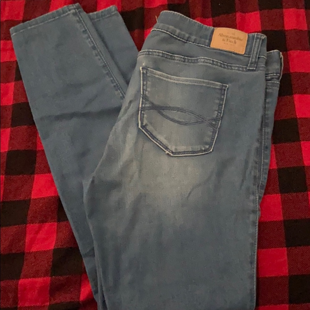 A&f skinny jeans